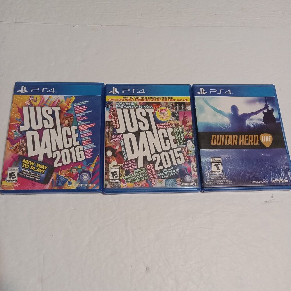 PS4 Game Bundle Just Dance 2015, Just Dance 2016, Guitar Hero Live